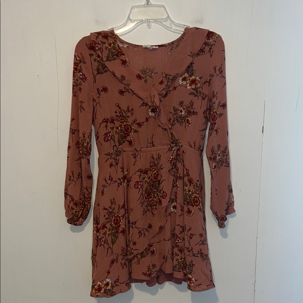 Enter Floral Wrap Dress in Mauve V-neck Mini Size S 0318266